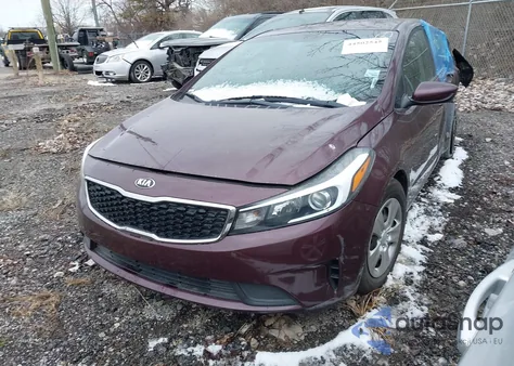 2018 Kia Forte Lx из США, поврежденный, VIN 3KPFK4A71JE167354